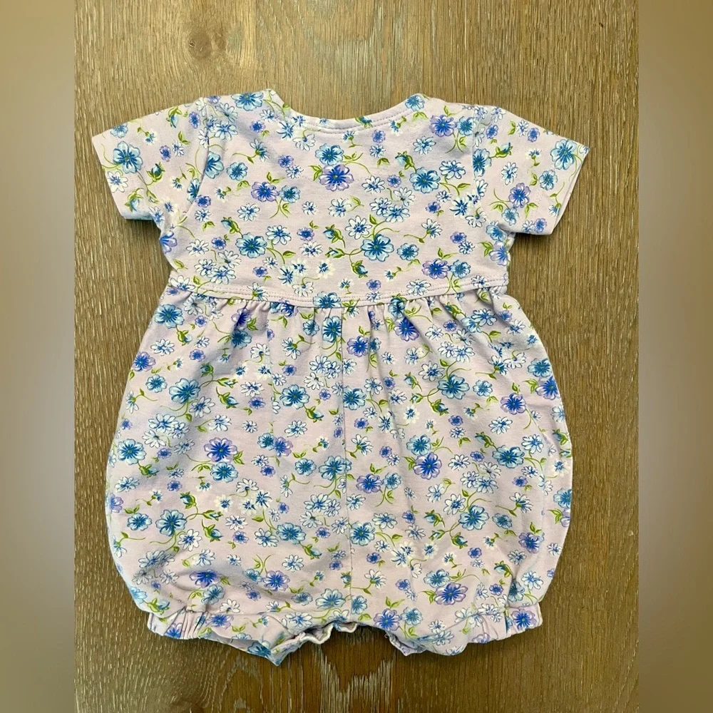 Children’s Place lavender floral bubble, size 6-9m, EUC, snaps at bottom-Vintage